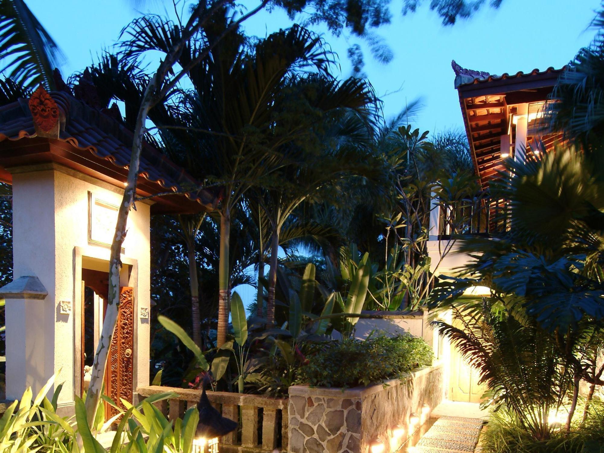 Tempat Senang Spa Resort & Restaurant Sekupang Exterior foto